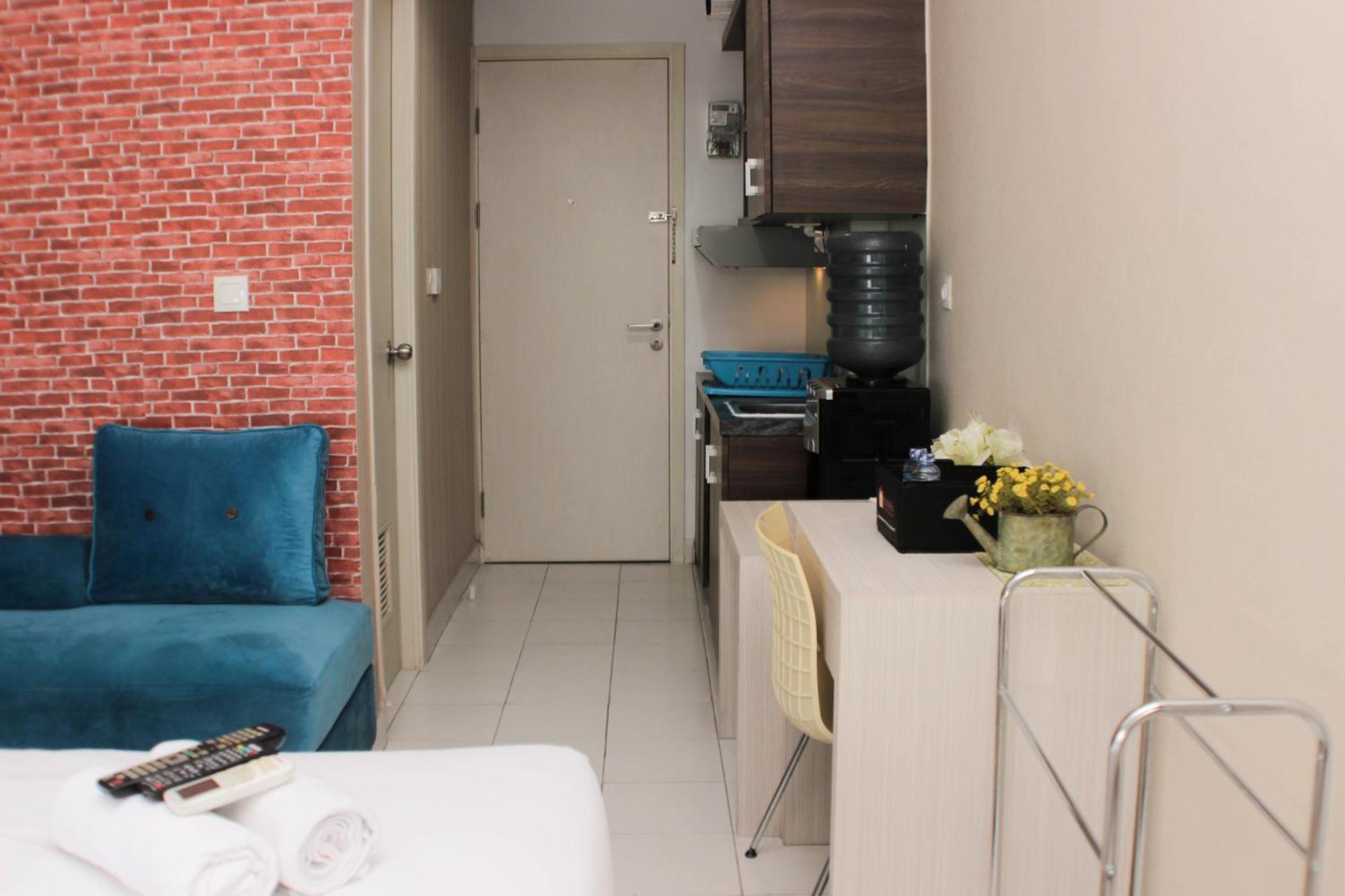 Apartemen Cozy And Tranquil Patraland Urbano By Travelio Bekasi