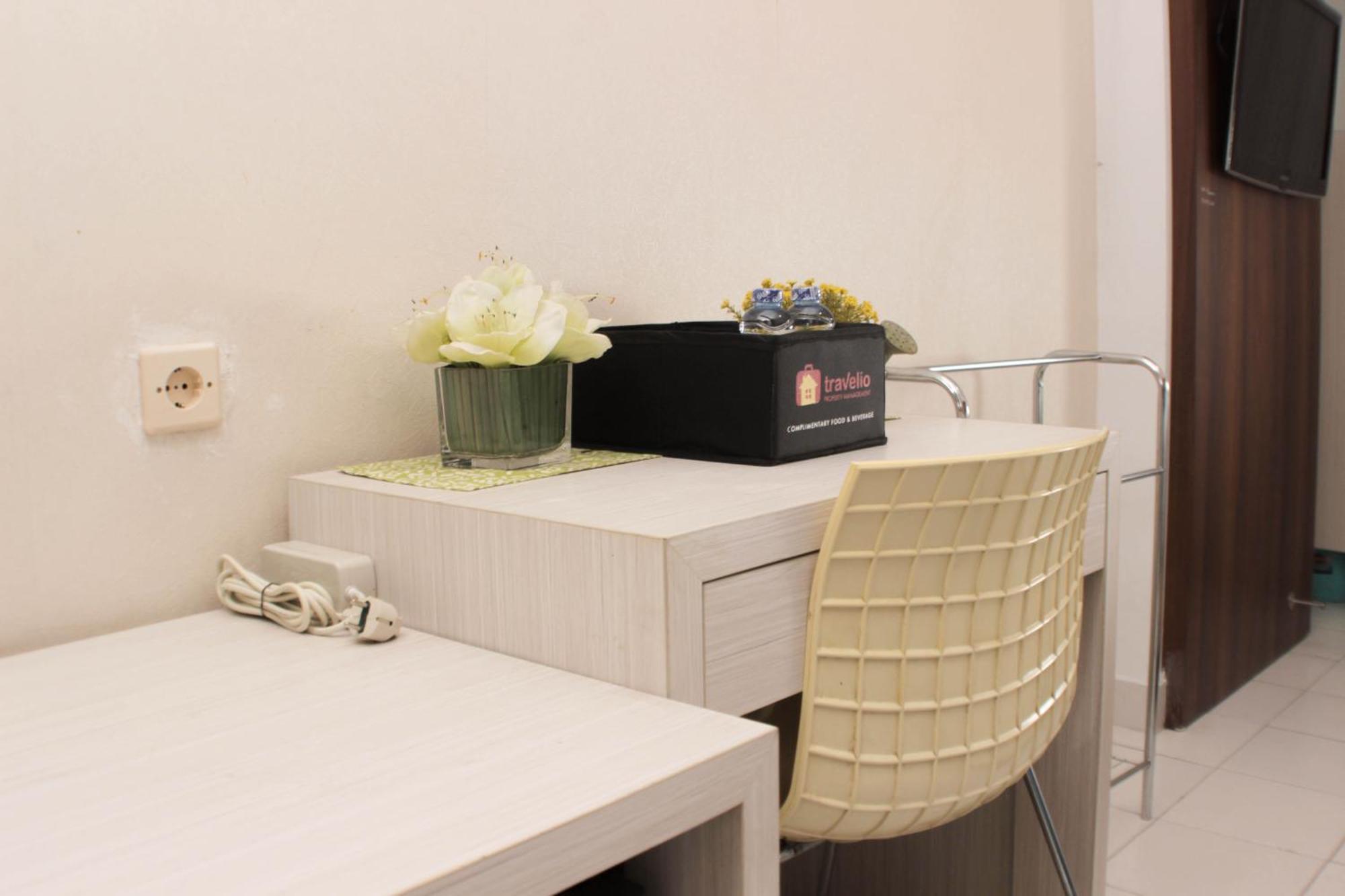 Cozy And Tranquil Patraland Urbano By Travelio Apartemen
